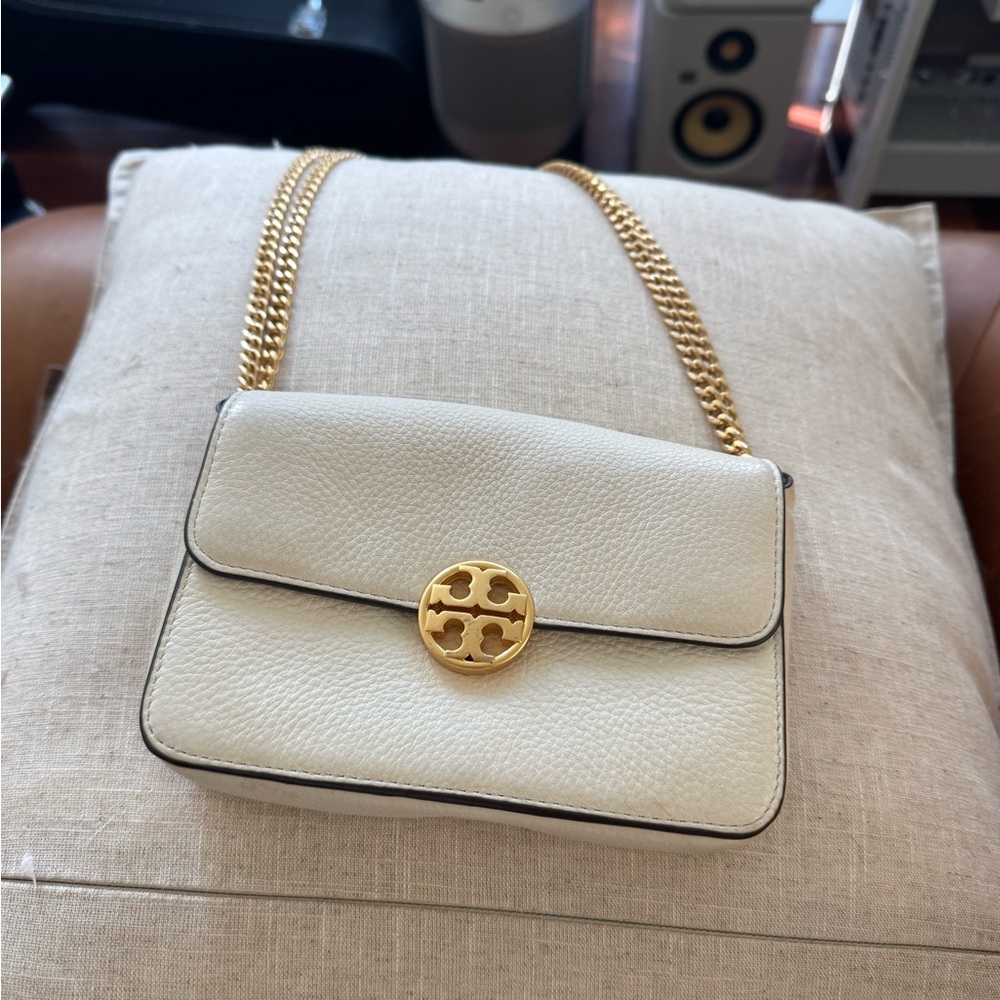 Tory Burch Cream Crossbody Bag with Gold Chain